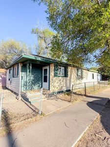 115 Steen Ave