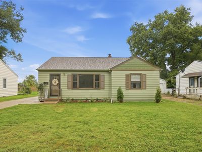 546 SW Southlawn Dr