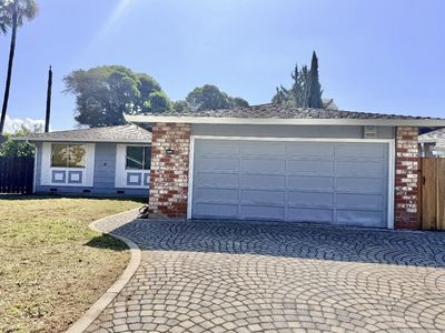 2030 Sierra Wood Dr
