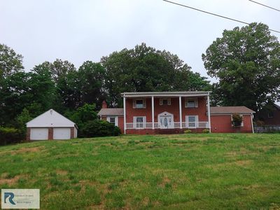 Property at 15 Blue Ridge Ln, Ridgeway, VA