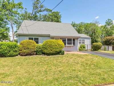 5 Redwood Terrace
