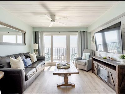 7310 Seawall Blvd APT 806