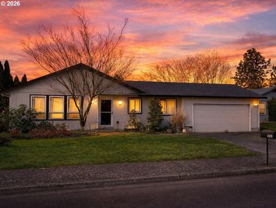 443 NW Dyreka Ct