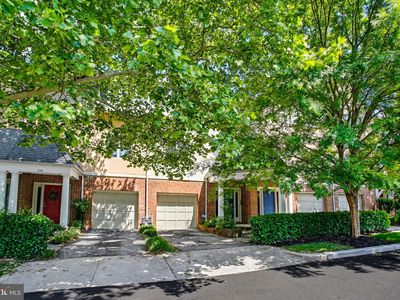 372 Homeland Southway