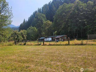 1077 Cline Road