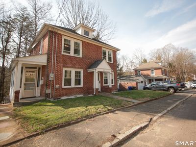 36 Grant Avenue