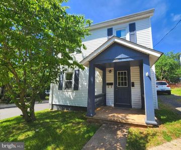 130 W Edmondson St