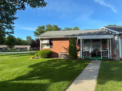 896 Andover Ct SE