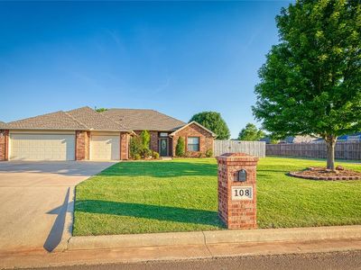 108 Bullard Dr