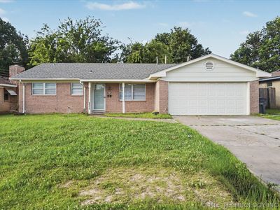 8512 E 24th Pl