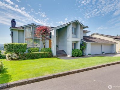 2321 Trillium Heights