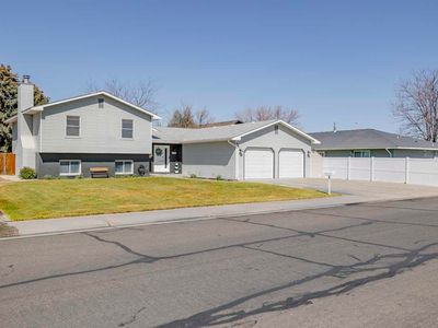 Property at 270 Grand St, Powell, WY