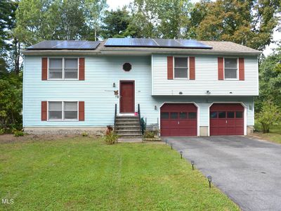 13 Herald Drive
