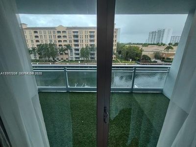 2950 NE 188th St APT 316