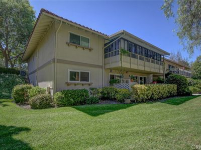 805 Ronda Mendoza