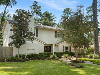 6111 Hickorycrest Dr