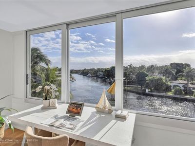 818 SE 4th St UNIT 402