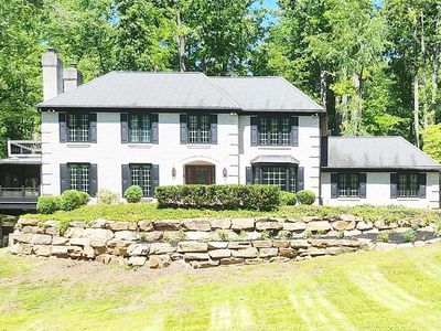 827 Nathan Hale Dr