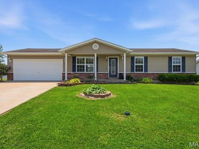 Property at 409 Fredricksburg Way, Wright City, MO