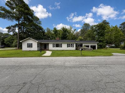 201 Willard St