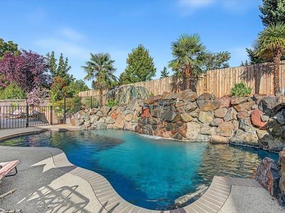 1553 Cypress Point Dr