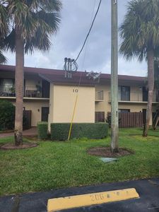2050 Oleander Blvd #10-105