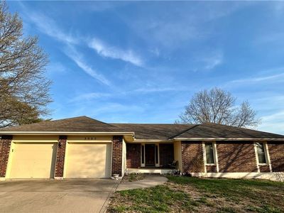 Property at 3005 S Viking Ct, Independence, MO