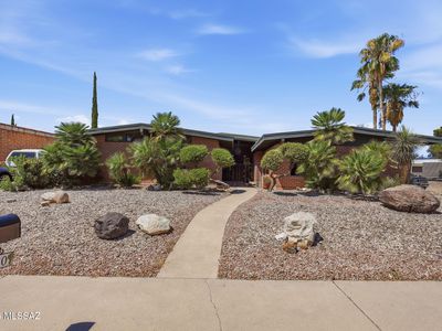 2420 S Camino Seco