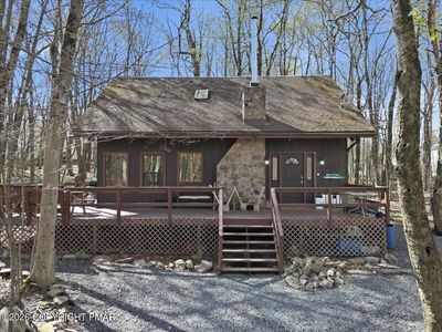 3355 Woodland Dr