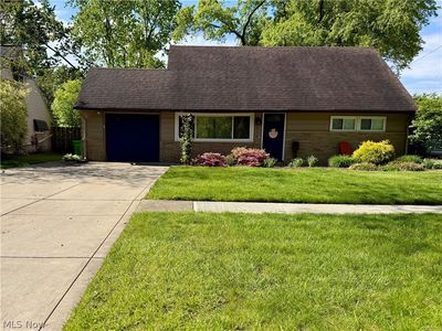 Property at 233 Baldwin Dr, Berea, OH