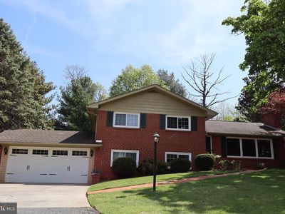 328 Jamestown Rd