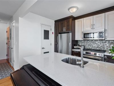 129 W End Ave Floor 3