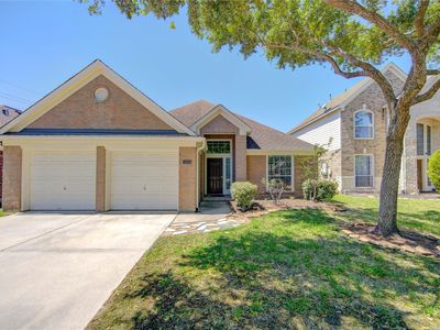 19915 Shore Meadows Ln