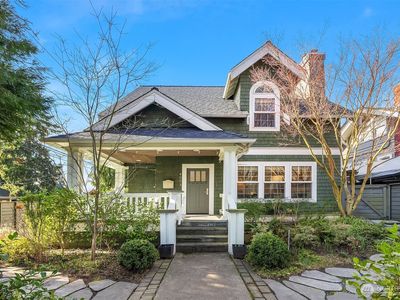 4003 Densmore Avenue N