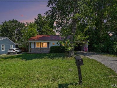 930 York Rd