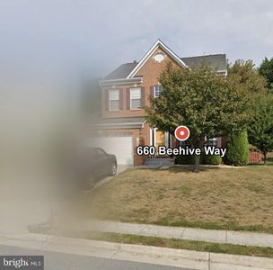 660 Beehive Way