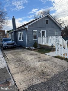 Property at 909 3rd Ave, Croydon, PA