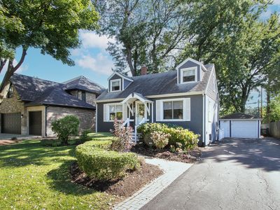 Property at 225 Indianapolis Ave, Downers Grove, IL