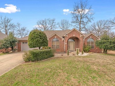 796 Lake Tree Ln
