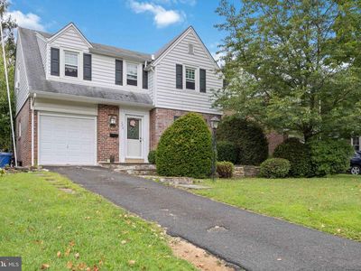 2016 Moreland Rd