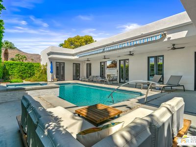 1411 E Buena Vista Dr