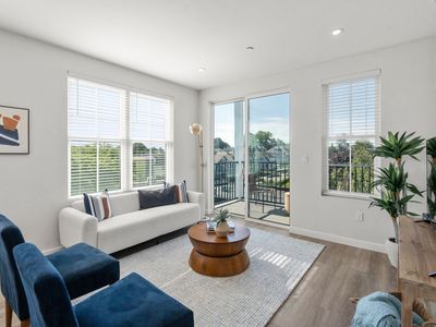 10 Somerset Ave #402U
