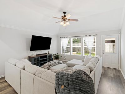 9951 Chimney Swift Ln