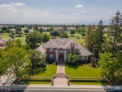 2300 Weybridge Dr