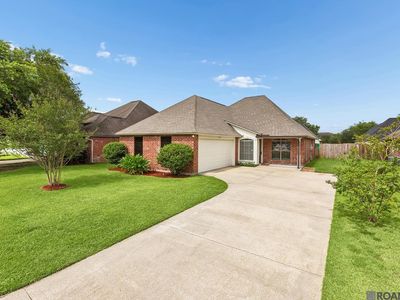 12215 Spring Valley Dr