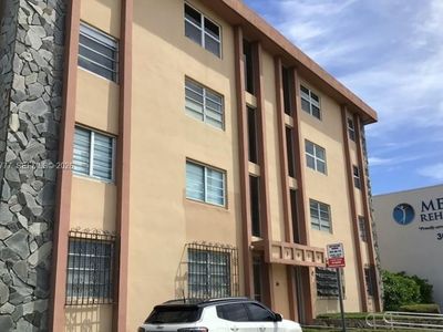 3075 NW 7th St APT 101