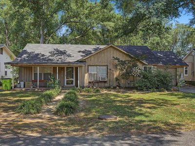 Property at (Undisclosed Address), Stuttgart, AR