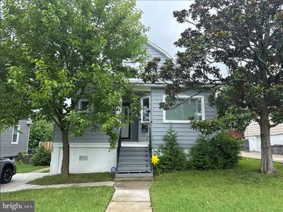 2810 Roselawn Ave