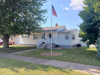 715 North Michigan Street