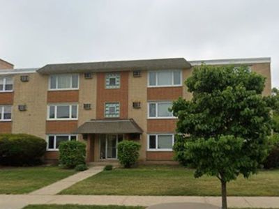 1211 Brown St APT 3C